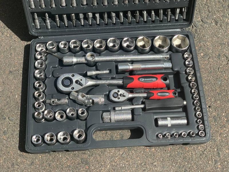 Набор инструментов, ключей, головок Champion - 108 шт  Арт 1.1.1 фото